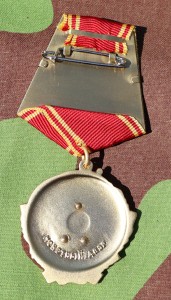 orln1bks.jpg (3144 bytes)