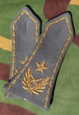 yugsb6s.jpg (49136 bytes)